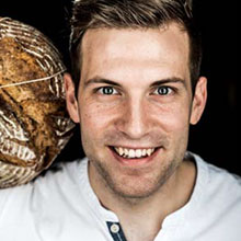 Lukas Uhl, Bäckerei Öfferl